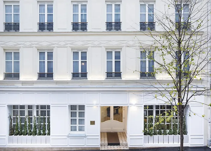 Hotel Celeste Batignolles Montmartre
